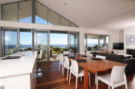 Island Beach Escape - St Kilda Accommodation 2