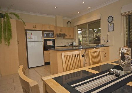 Searenity Holiday Accommodation - St Kilda Accommodation 2
