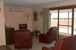 Lenmar Park Bed And Breakfast - St Kilda Accommodation 2
