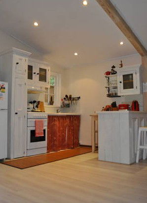 The Lotus Eater - St Kilda Accommodation 2