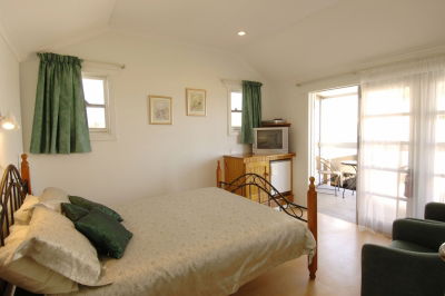 Vue De M Bed And Breakfast - St Kilda Accommodation 1