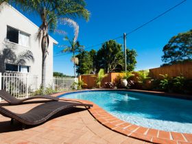 Noosa Sun Motel - St Kilda Accommodation 0