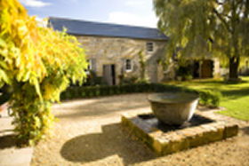 Red Feather Inn - The - St Kilda Accommodation 0