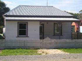 Strahan Quality Cottages - St Kilda Accommodation 0