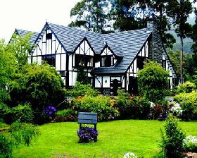 Fox And Hounds Inn - St Kilda Accommodation 0