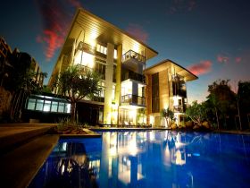 Outrigger Little Hastings Street Resort & Spa - St Kilda Accommodation 0