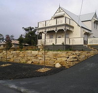 Iron Pot Cottage - St Kilda Accommodation