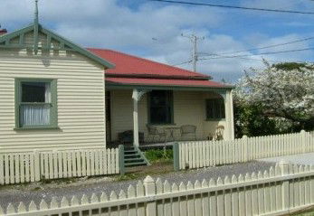 McIntosh Cottages - St Kilda Accommodation 2