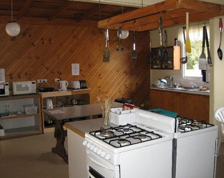 Strahan Backpackers YHA - St Kilda Accommodation 3