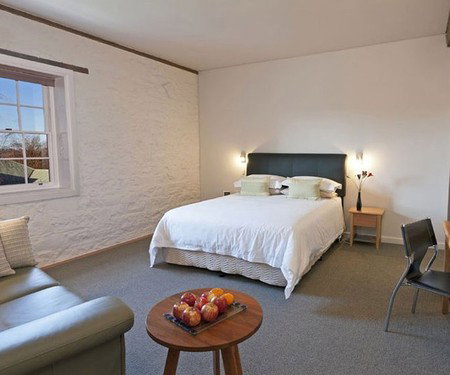 Bluestone Grain Store B&B - St Kilda Accommodation 2