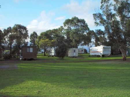 Richmond Cabin & Tourist Park - St Kilda Accommodation 1