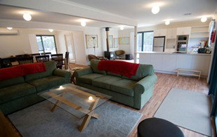 Bruny Island Accommodation Services - Echidna - St Kilda Accommodation 1