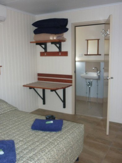 Cobbold Gorge - St Kilda Accommodation 2