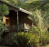 Bloomfield Lodge - St Kilda Accommodation