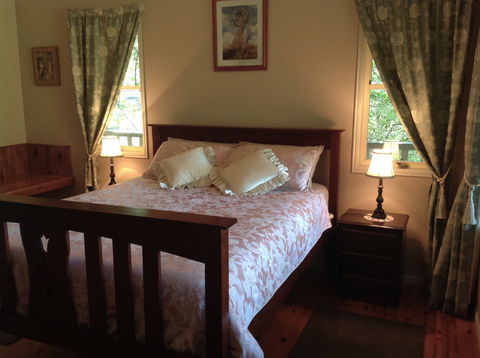 Maleny Country Cottages - St Kilda Accommodation 0