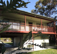 A Paradise Bungalow Waterfront - St Kilda Accommodation
