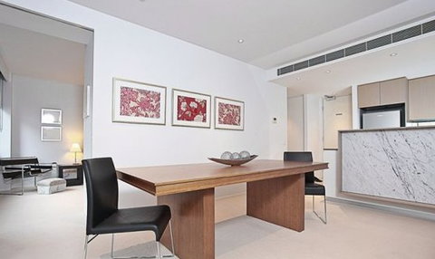 Apartments By Nagee Canberra - St Kilda Accommodation 1