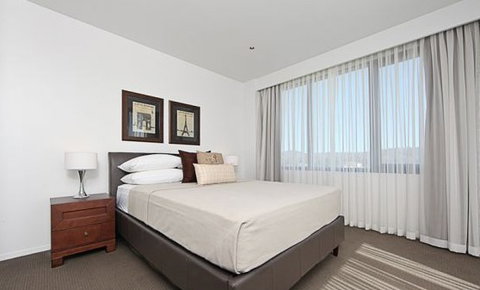 Apartments By Nagee Canberra - St Kilda Accommodation 2