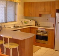 A Bay Beachcomber and Jervis Bays SeaChange - St Kilda Accommodation