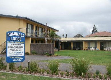 Admirals Lodge - St Kilda Accommodation 5
