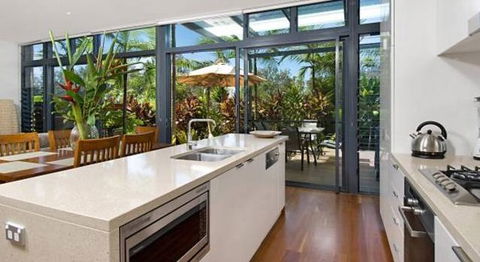 Aamber Beach House At Kiah - St Kilda Accommodation 3