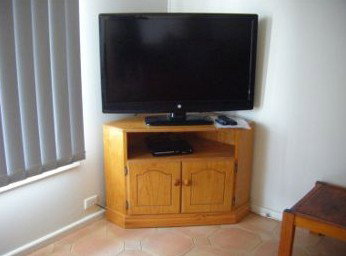 Heathers Holiday Units - St Kilda Accommodation 2