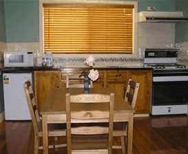 Acacia Cottage - St Kilda Accommodation 0