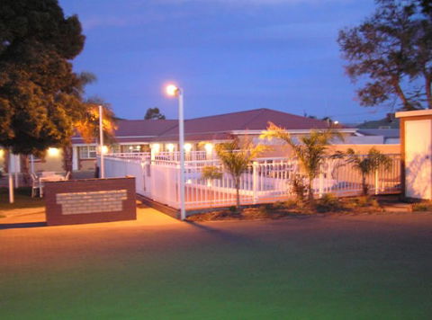 Acacia Cottage - St Kilda Accommodation 1
