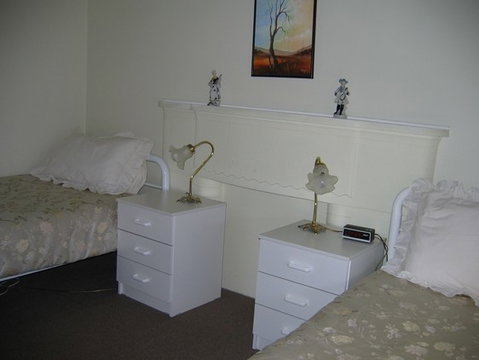 Bettys Cottage - St Kilda Accommodation 4