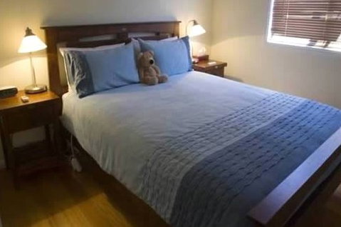 Emaroo Tramway Cottage - St Kilda Accommodation 1