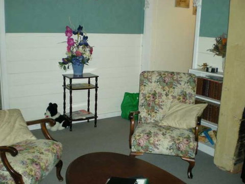 Kookaburra Cottage - Broken Hill - St Kilda Accommodation 3