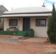 Lilly May Cottage - St Kilda Accommodation