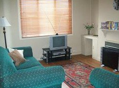 Lilly May Cottage - St Kilda Accommodation 1