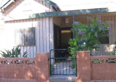 Miffys Cottage - St Kilda Accommodation 0