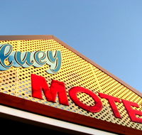 Bluey Motel - St Kilda Accommodation