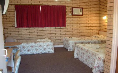 Country Manor Motor Inn - St Kilda Accommodation 3