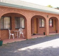 Cooma Country Club Motor Inn - St Kilda Accommodation