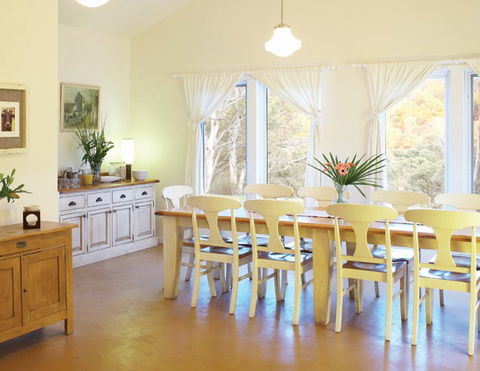 Andreas White House - St Kilda Accommodation 4