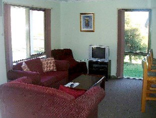 Khancoban Rose Holiday Units - St Kilda Accommodation 1