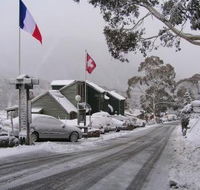 Kasees Apartments and Mountain Lodge - St Kilda Accommodation