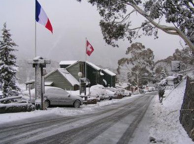 Kasees Apartments And Mountain Lodge - St Kilda Accommodation 0