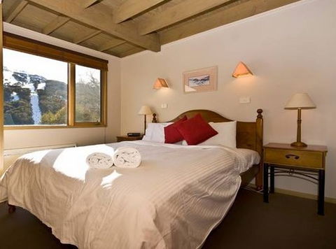 Banjo Townhouses - St Kilda Accommodation 5