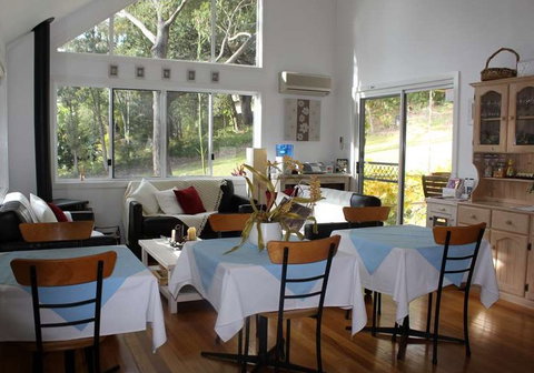 Nelson Bay Bed And Breakfast - St Kilda Accommodation 2