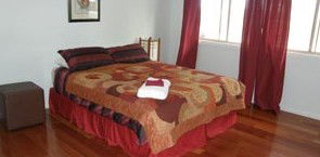 Artisans ...on The Hill Bed And Breakfast - St Kilda Accommodation 0