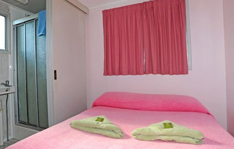 Aukaka Caravan Park - St Kilda Accommodation 1