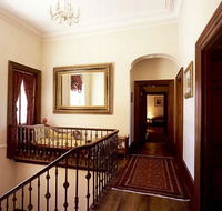 Mandelson's of Goulburn - St Kilda Accommodation