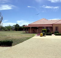 Fairways Bed and Breakfast at Jerilderie