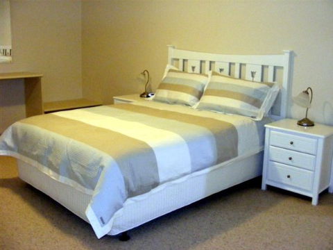 Fairways Bed And Breakfast At Jerilderie - St Kilda Accommodation 1