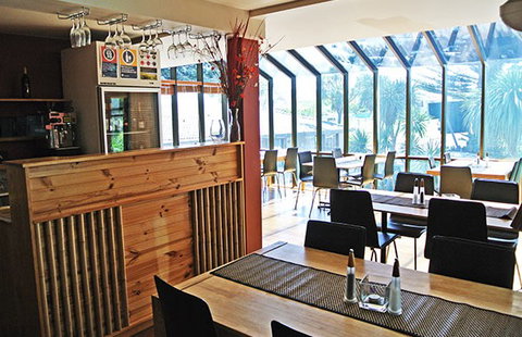 Anchor Inn - St Kilda Accommodation 0