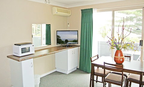 Anchor Inn - St Kilda Accommodation 3